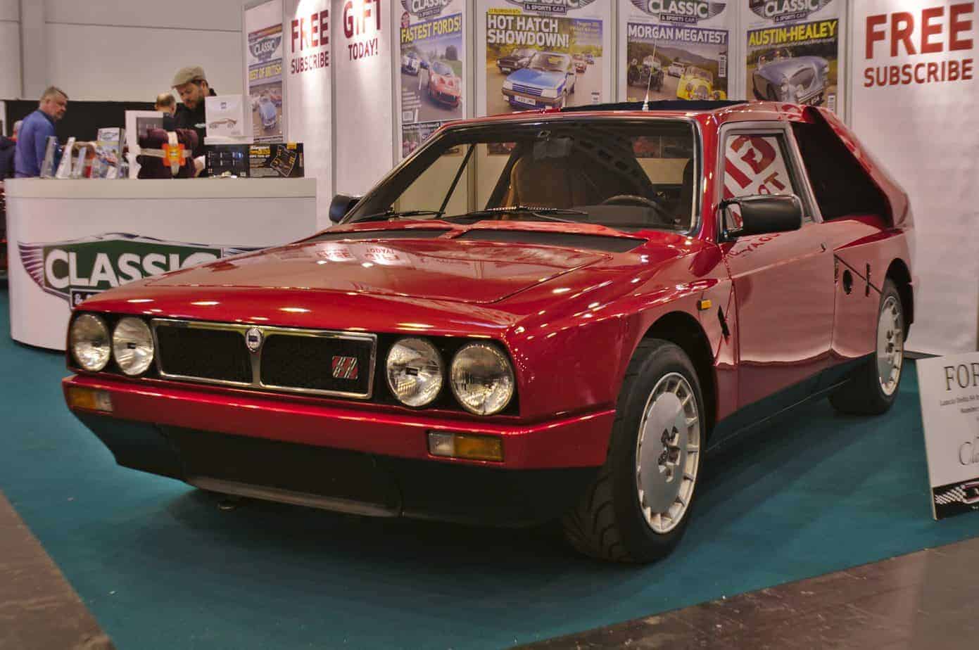 Lancia Delta S4 Stradale do kupienia. Za klasyka trzeba wyłożyć 850 tys. euro