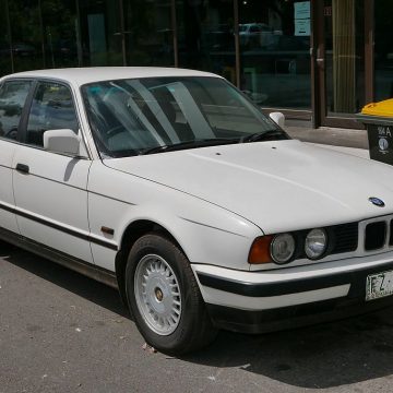 BMW E34 wypożyczysz na minuty! W jaki sposób?