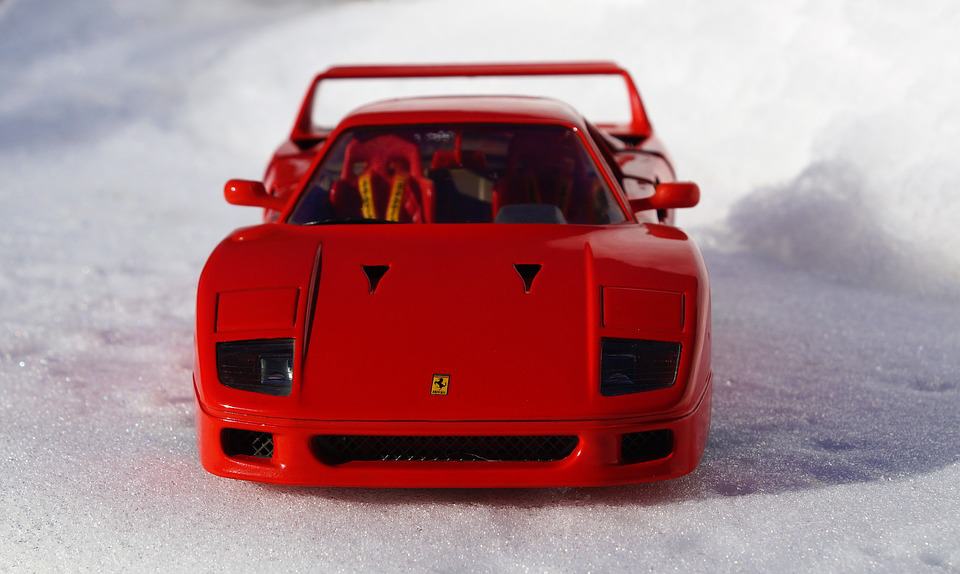 Ferrari z lat 80. – te auta dalej kosztują majątek