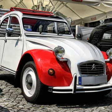 Za nami “Stary Citroën i morze”, czyli nadmorska wystawa kolekcji zabytkowych francuskich modeli